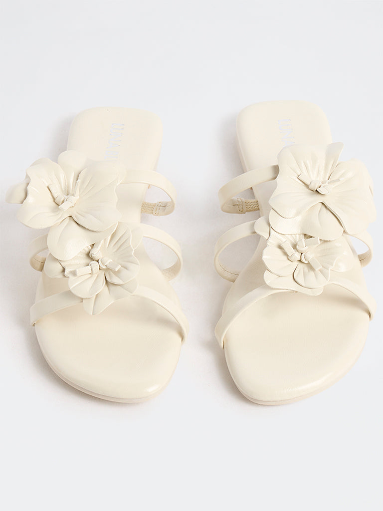 LUNA BLU Ivory Sandals