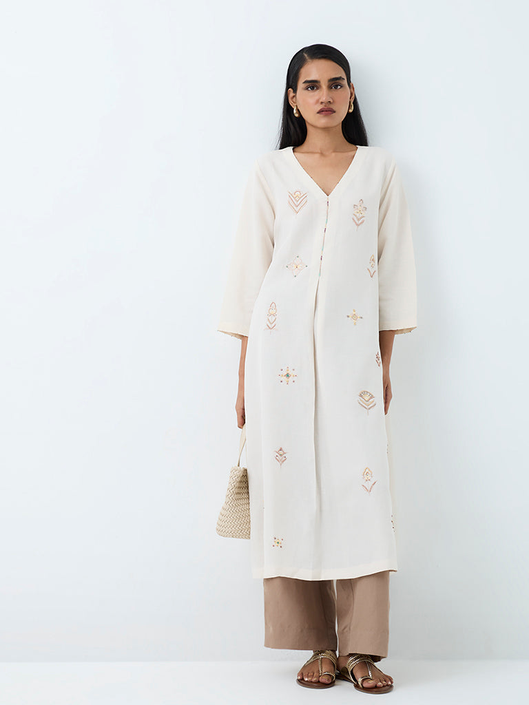 Zuba Off-White Floral Embroidered Linen-Blend A-Line Kurta