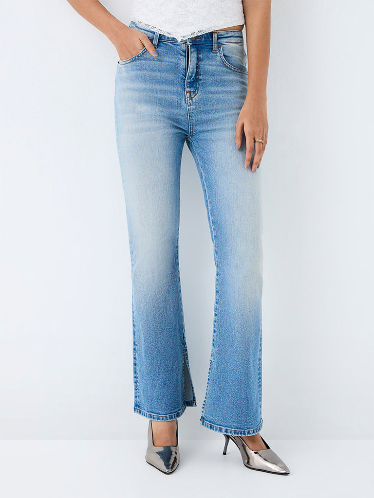 Nuon Light-Blue-Wash High-Waist Flared Fit Jeans