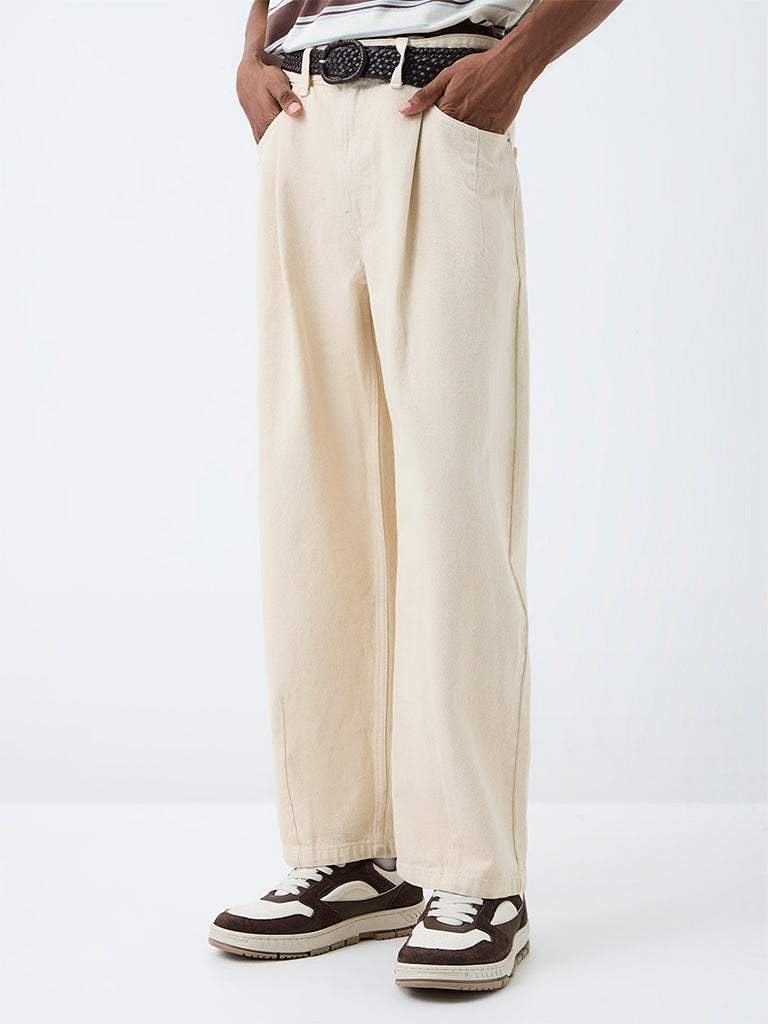 Nuon Cream Pleated Barrel-Fit Mid-Rise Jeans