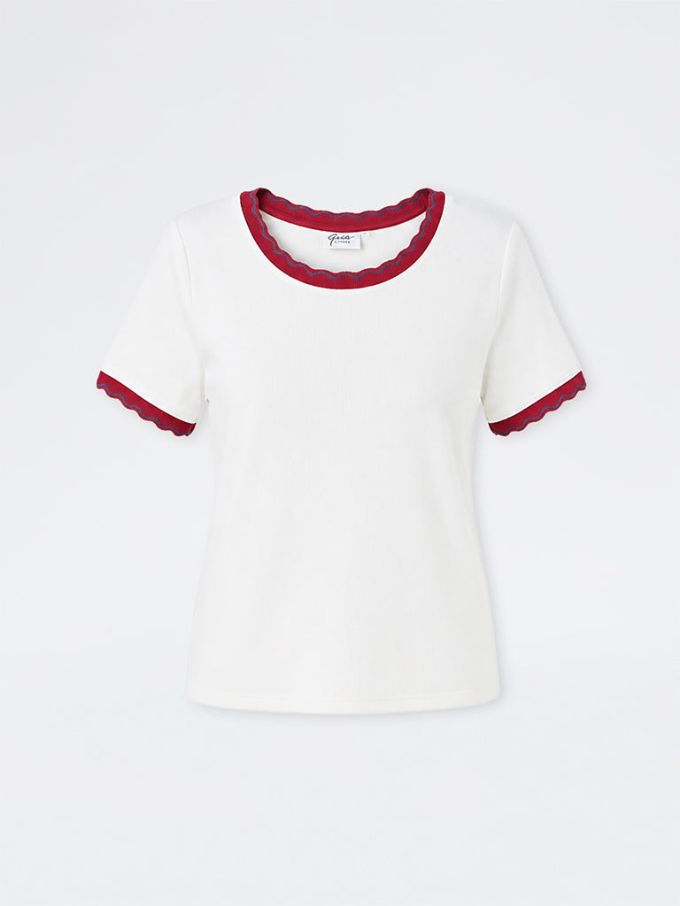 Gia Off-White Contrast Detailed T-Shirt