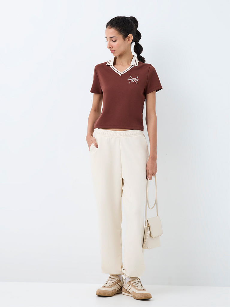Nuoflexx Brown Text-Embroidered T-Shirt