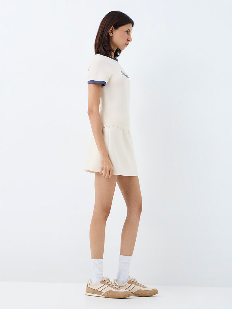 Nuoflexx Off-White Text Design Cotton-Blend T-Shirt