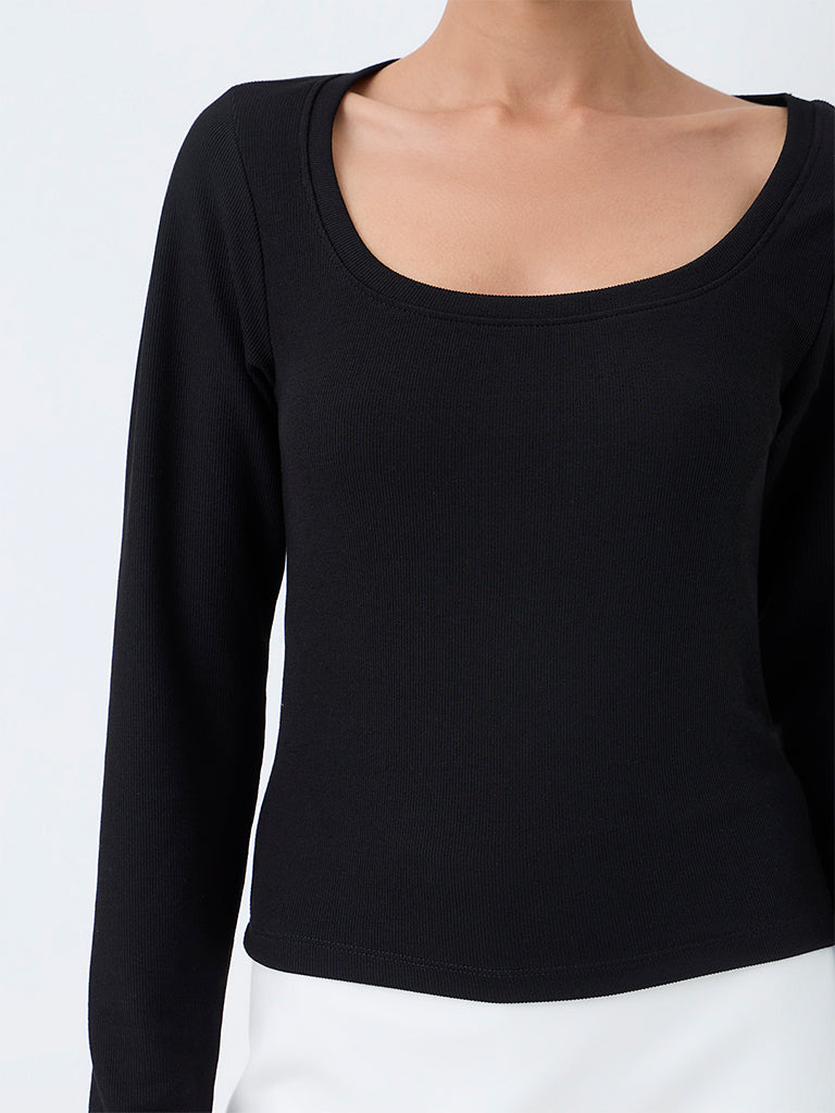 Nuoflexx Black Solid T-Shirt
