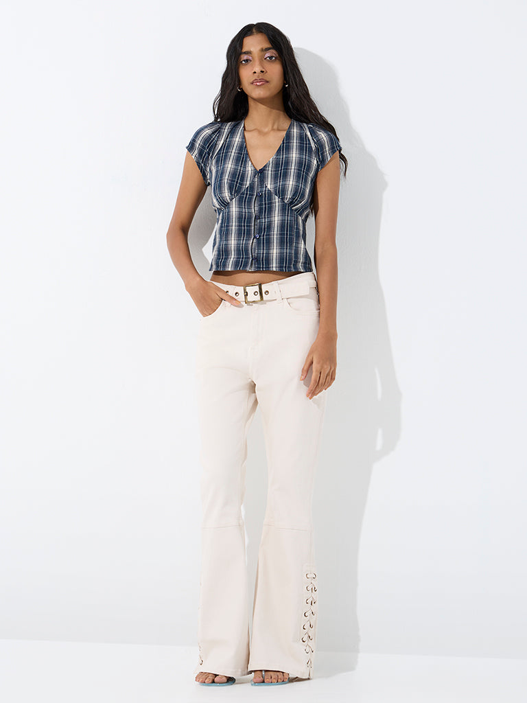 Nuon Off-White Criss-Cross Detail High-Rise Bootcut Jeans with Belt