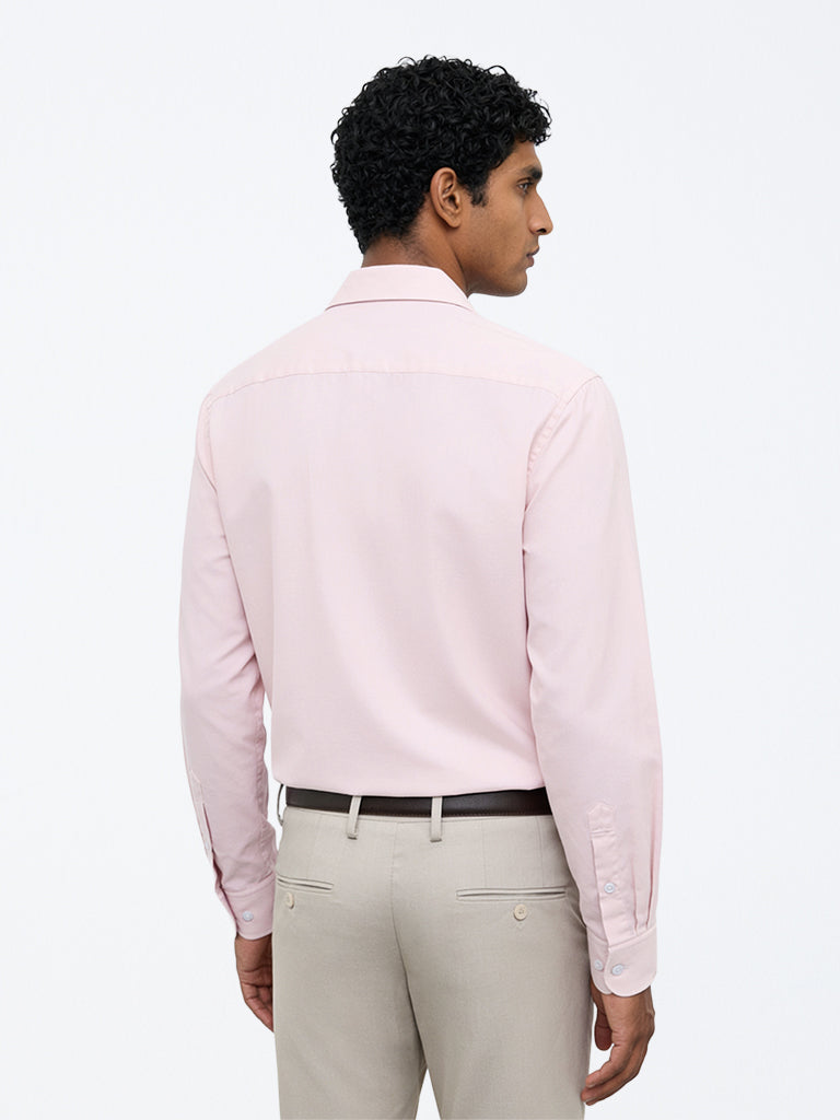 WES Formals Light Pink Solid Slim-Fit Cotton Shirt