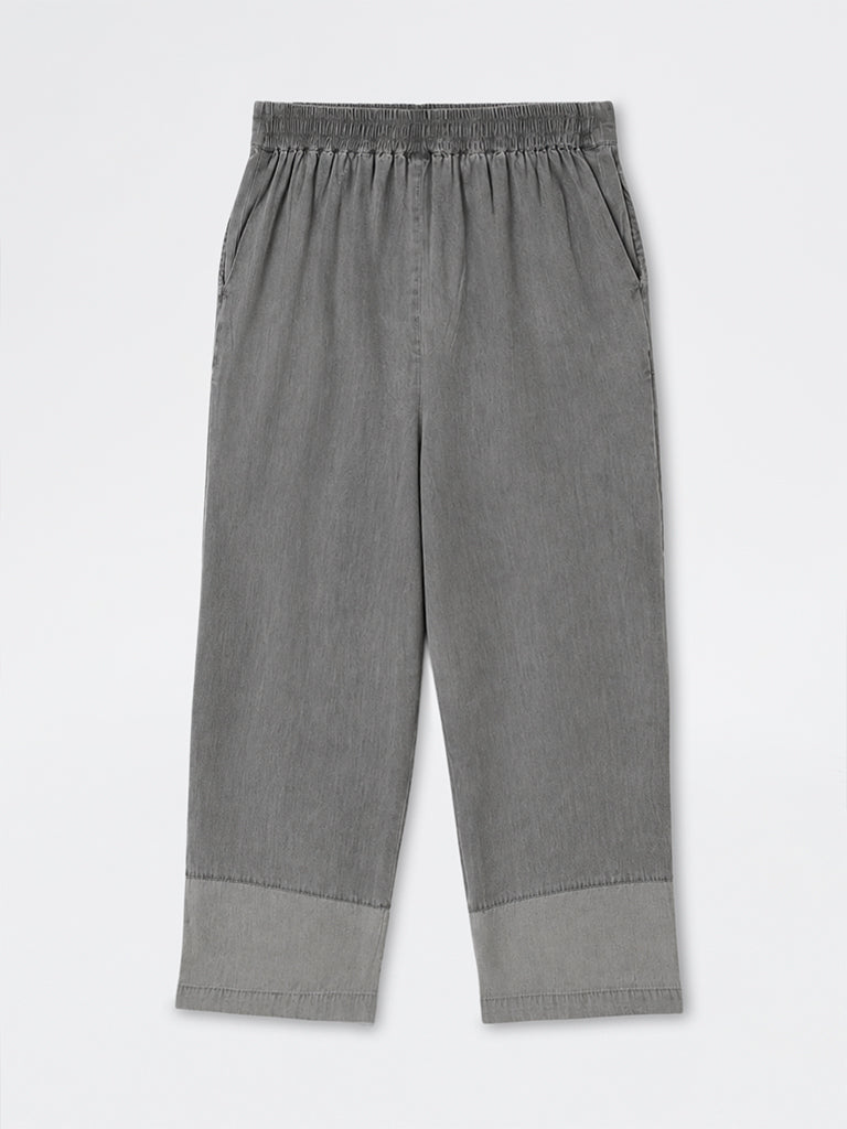 Diza Charcoal Solid Cotton Pants