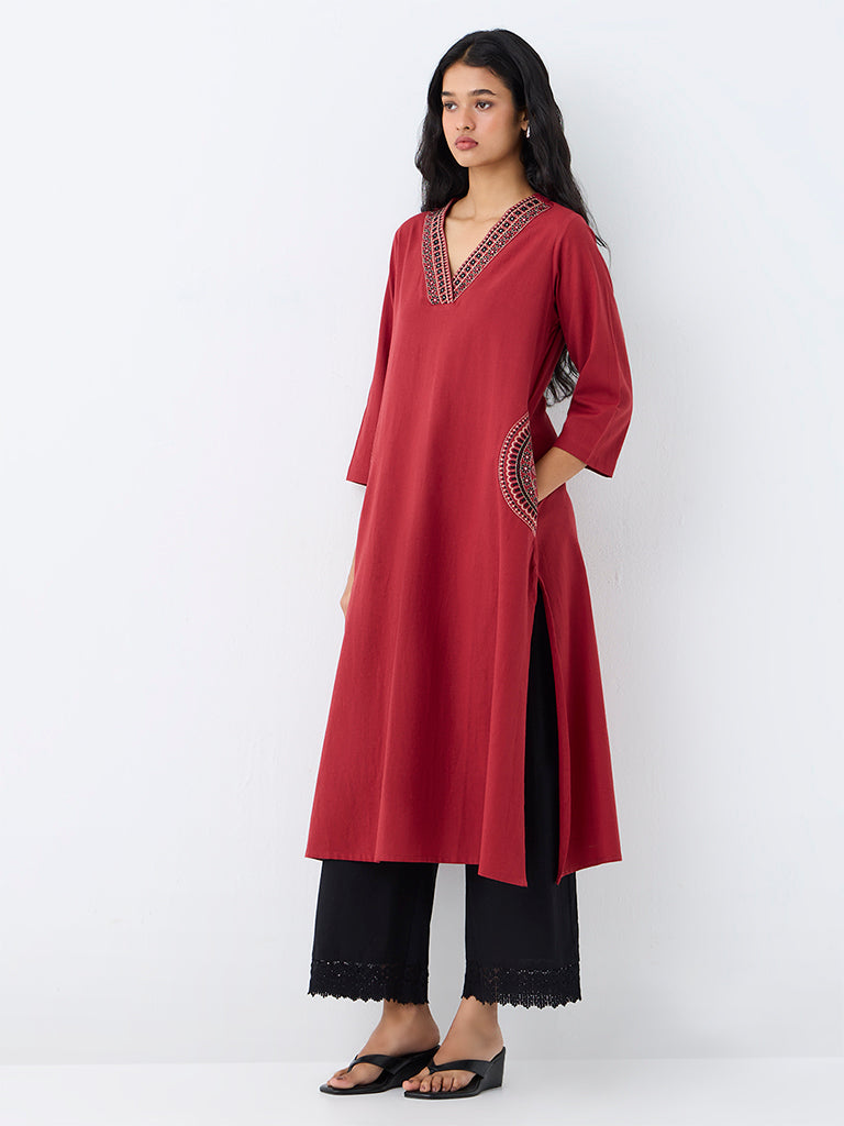 Utsa Red Floral Embroidered Cotton-Blend A-Line Kurta