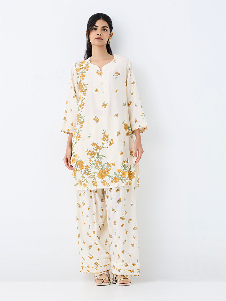 Utsa Off-White Floral Printed A-Line Kurta