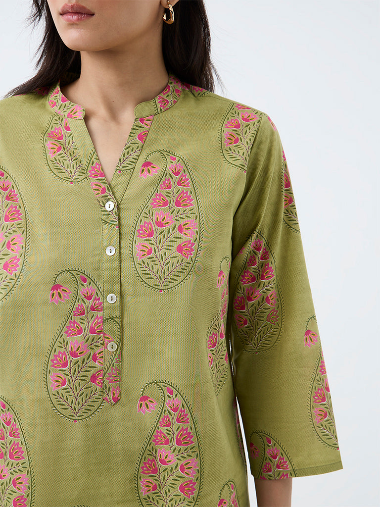 Utsa Green Paisley Design Cotton Straight Kurta
