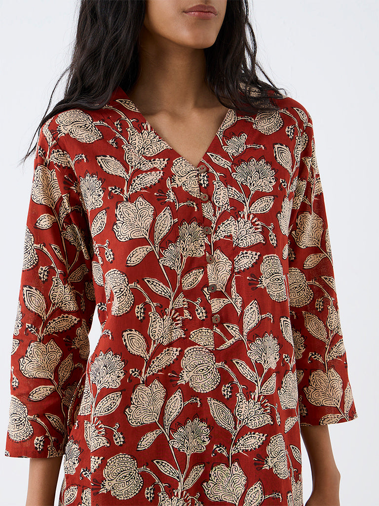 Utsa Red Floral Printed Cotton Straight Kurta