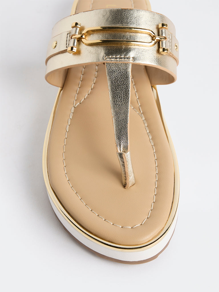 LUNA BLU Gold Saddle-Detail Thong-Strap Sandals