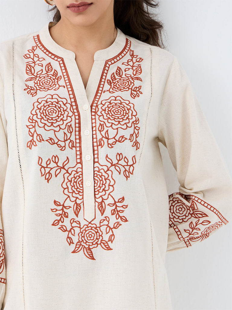 Utsa Off-White Floral Detailed Cotton-Blend Tunic