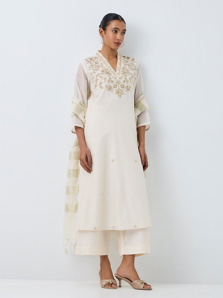 Vark Ivory Floral Embellished Cotton-Blend A-Line Ethnic Set