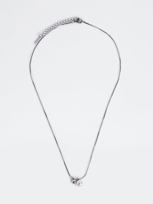 Westside Accessories Silver Dainty Pearl Necklace