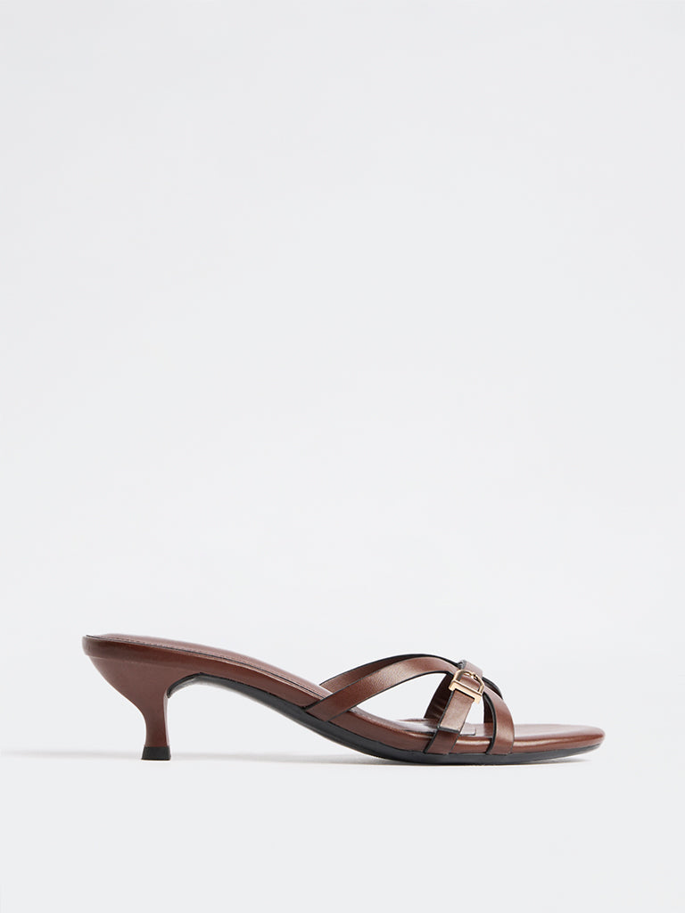 LUNA BLU Brown Buckle-Detail Kitten Heel Sandals