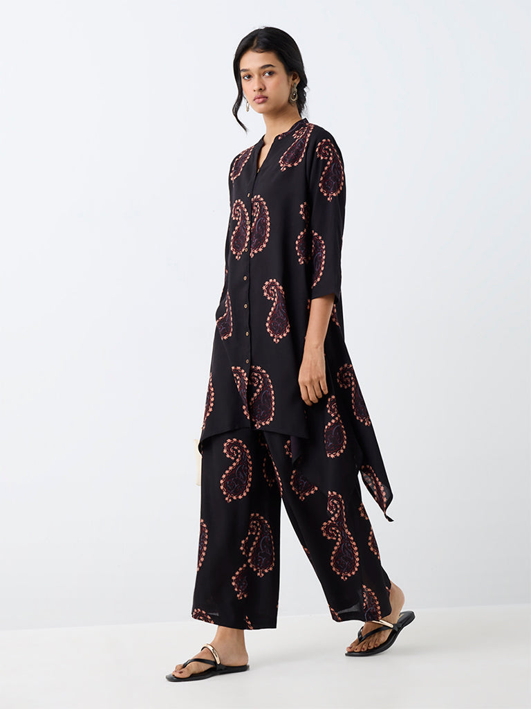 Utsa Black Paisley Design Asymmetrical Kurta