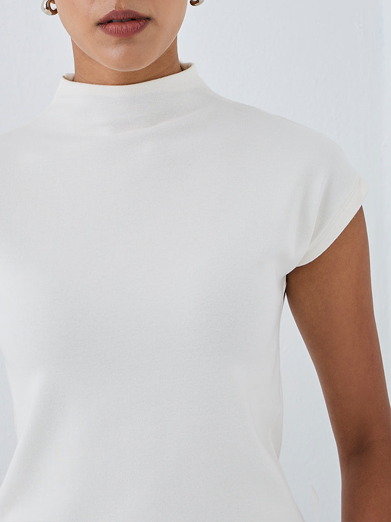 Wardrobe White Solid Mock-Neck Cotton-Blend Top