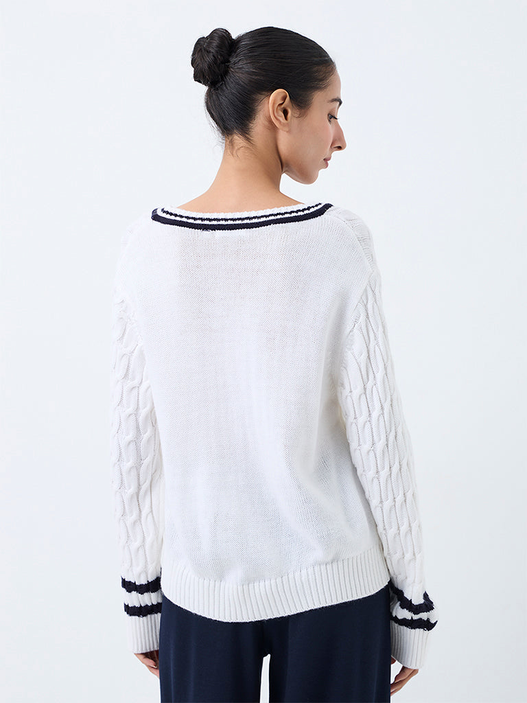 Nuoflexx White Cable-Knit Sweater