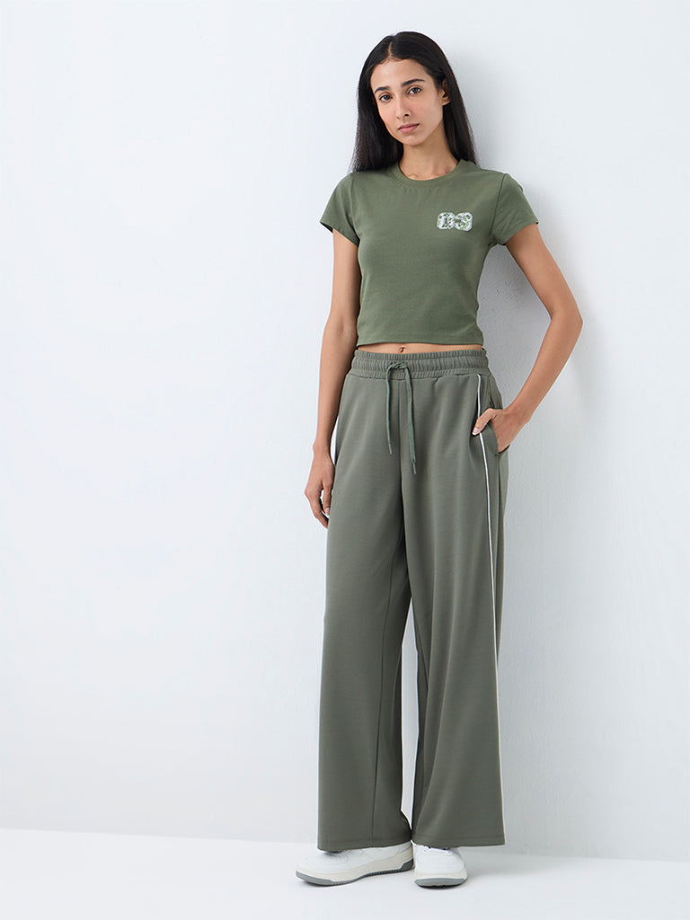Nuoflexx Olive Numerical Printed Cotton-Blend T-Shirt