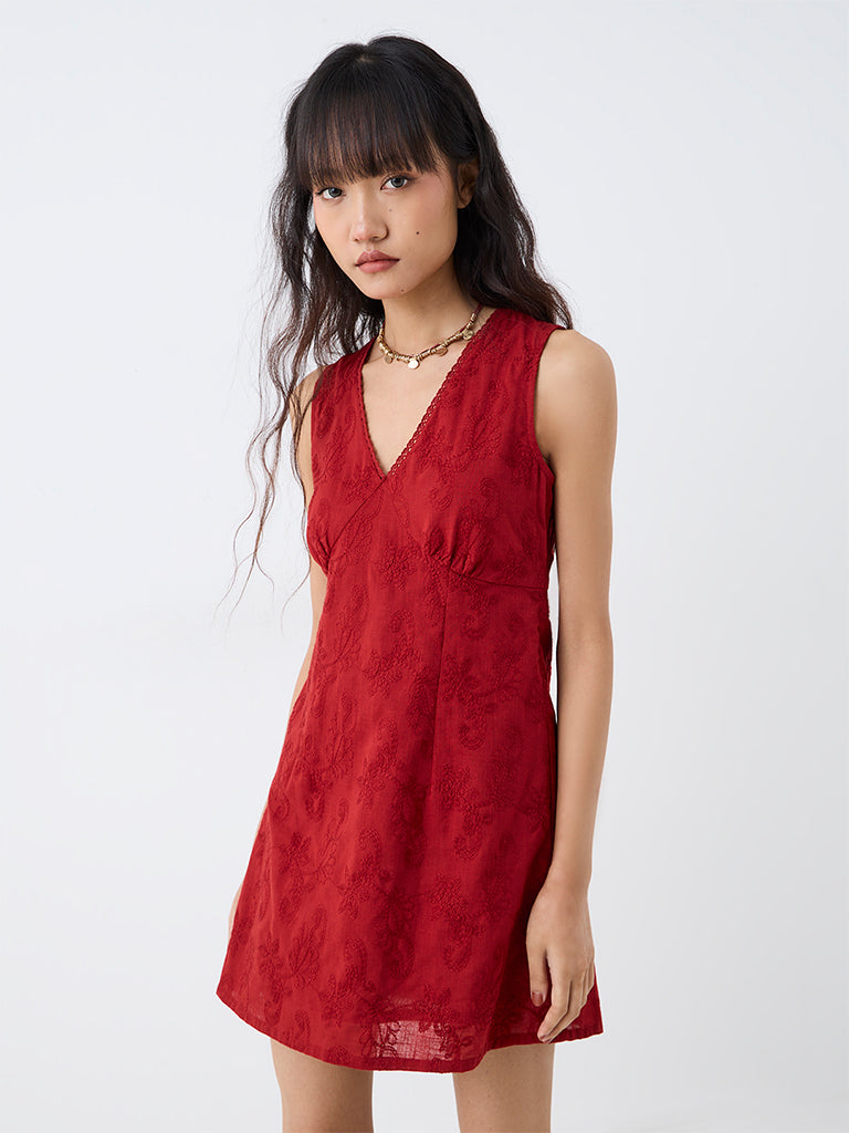 Bombay Paisley Red Floral Embroidered Shift Dress