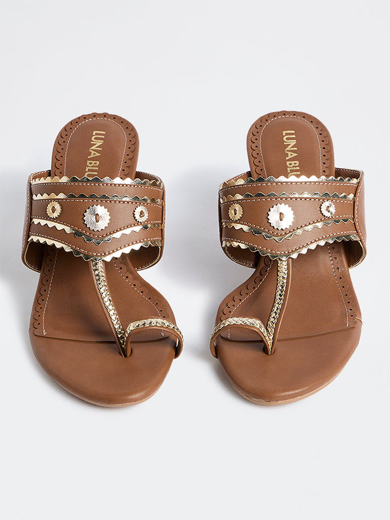 LUNA BLU Brown Kolhapuri Block Heel Sandals