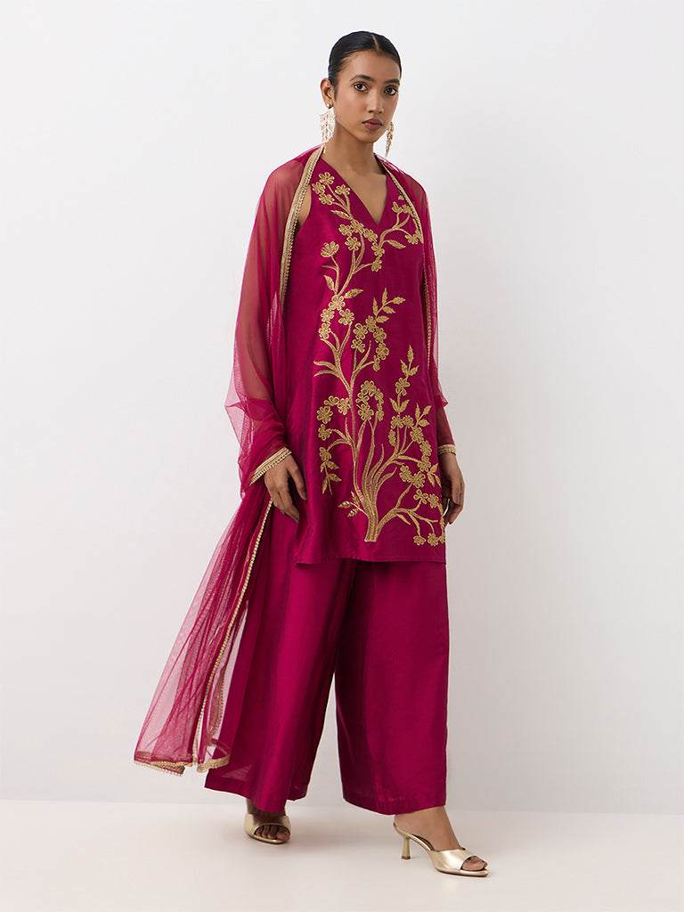 Vark Magenta Foliage Embroidered A-Line Ethnic Set