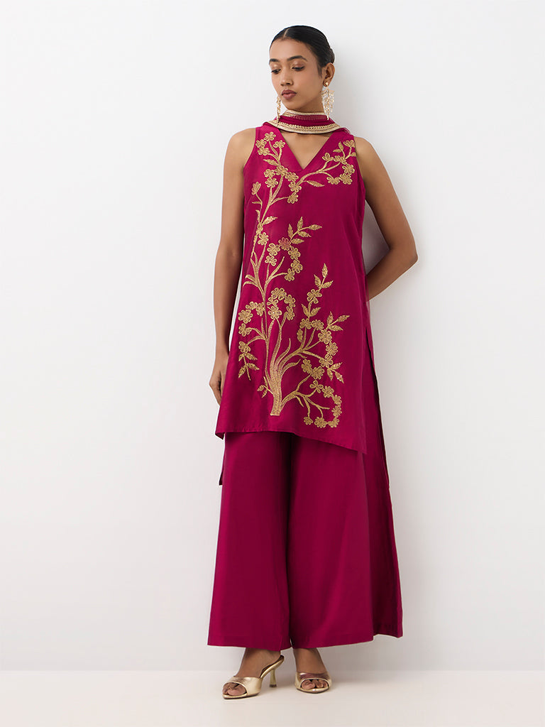 Vark Magenta Foliage Embroidered A-Line Ethnic Set
