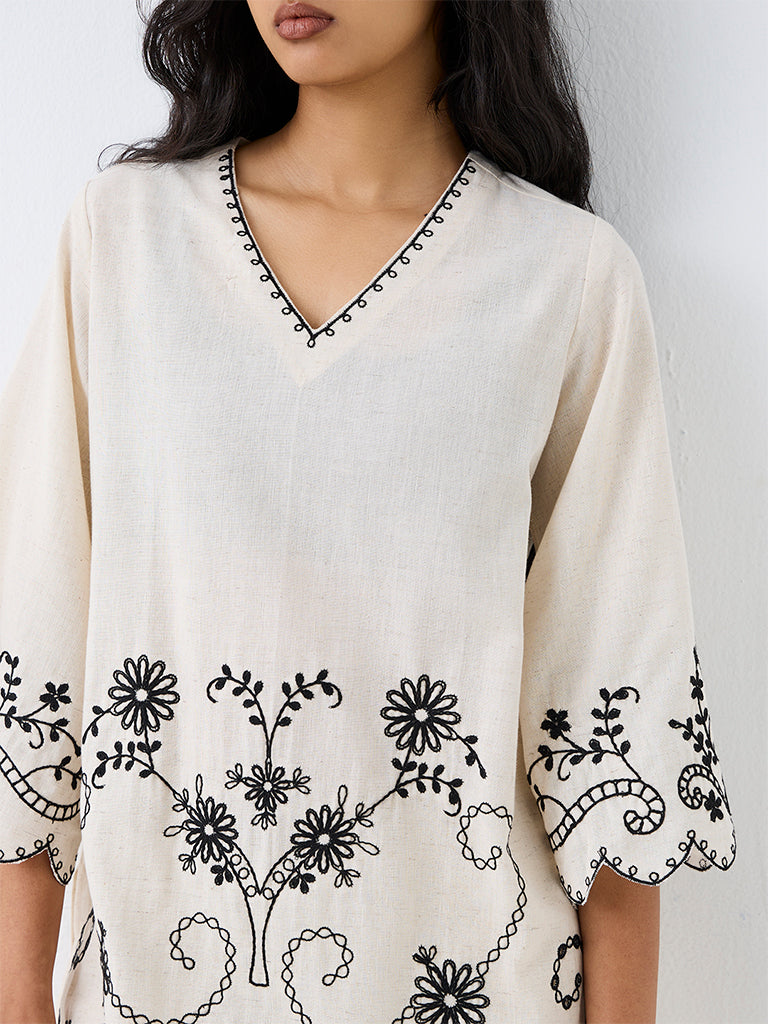 Utsa Off-White Floral Embroidered Cotton-Blend Tunic
