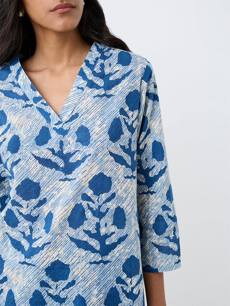 Utsa Indigo Floral Printed Straight Kurta