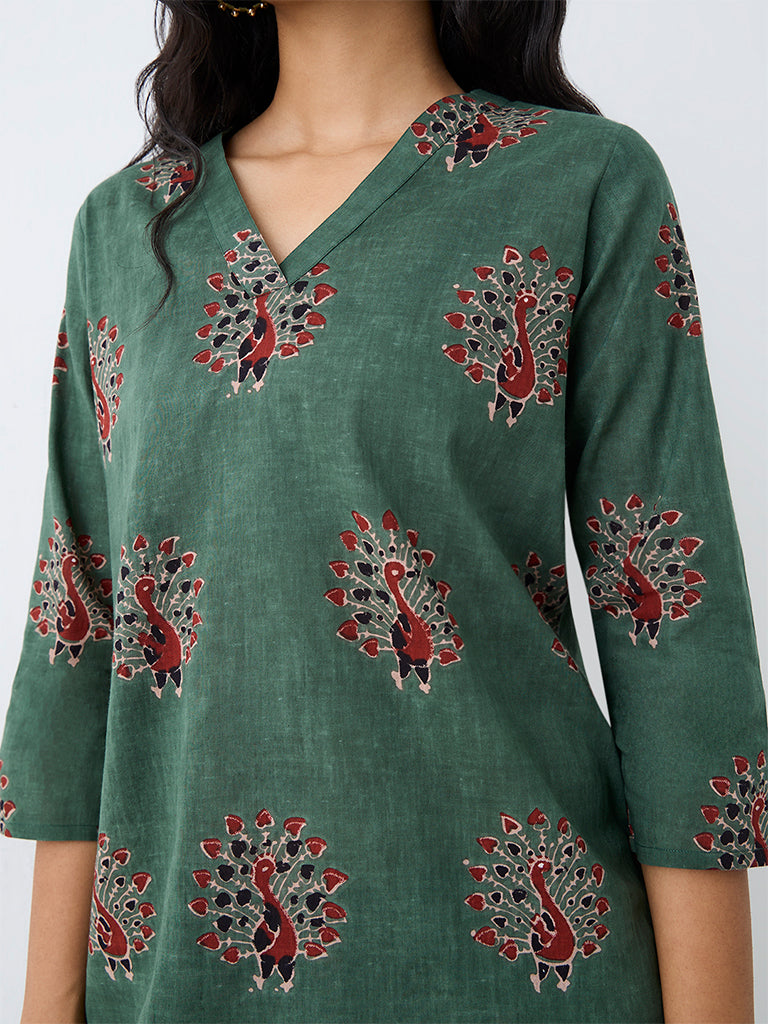 Utsa Dark Green Bird Printed Cotton Straight Kurta