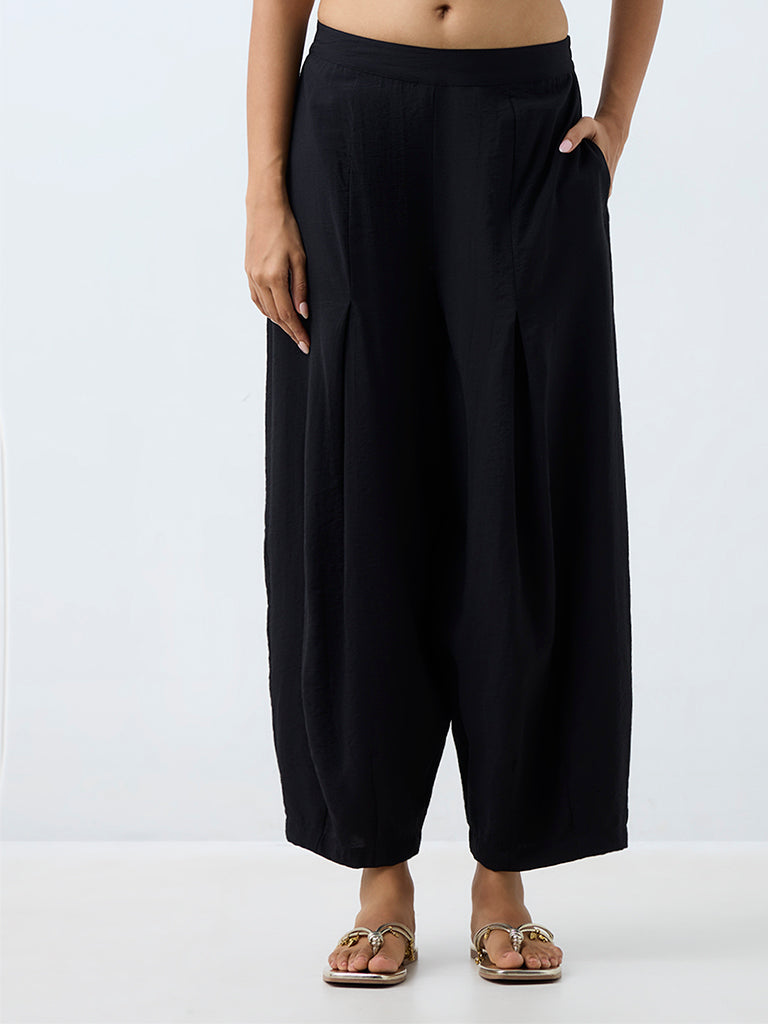 Utsa Black Solid Farshi Salwar