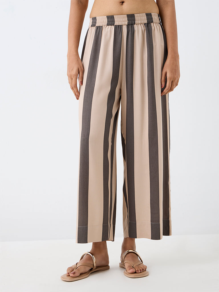 Utsa Beige Striped Pants