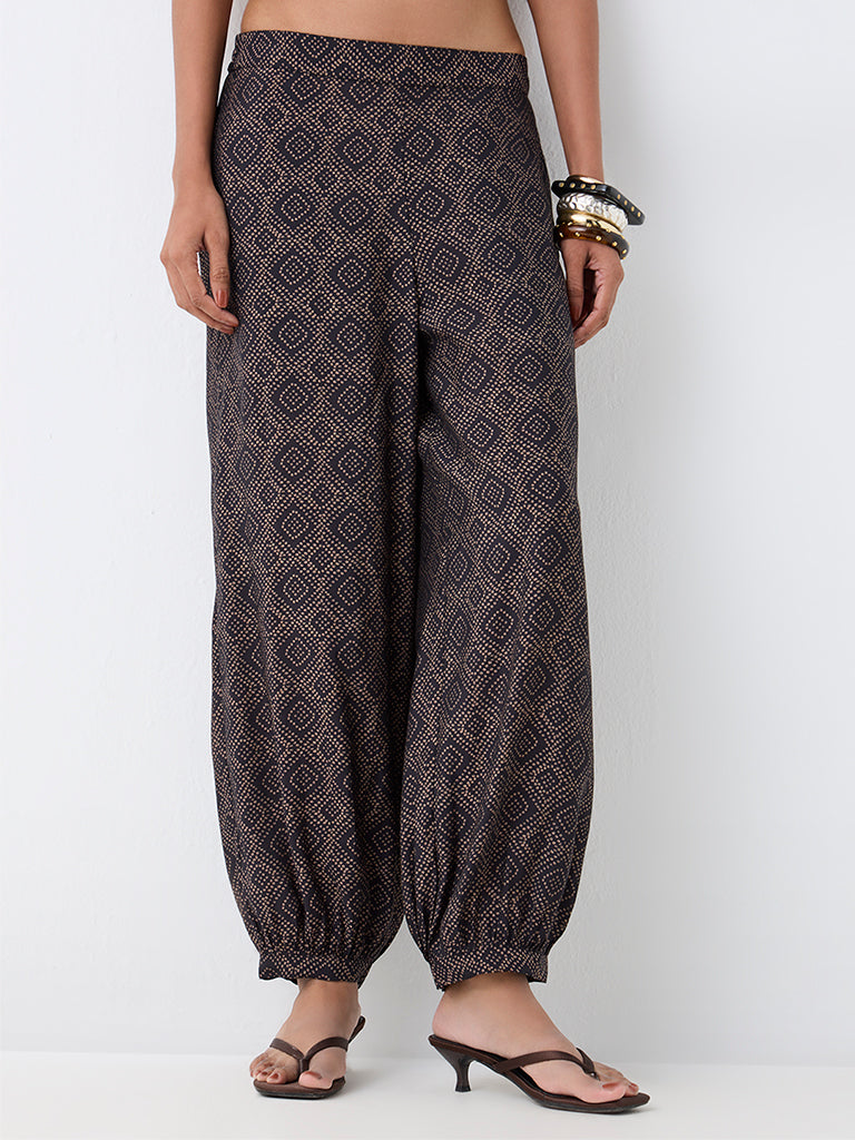 Utsa Black Geometric Printed Harem Pants