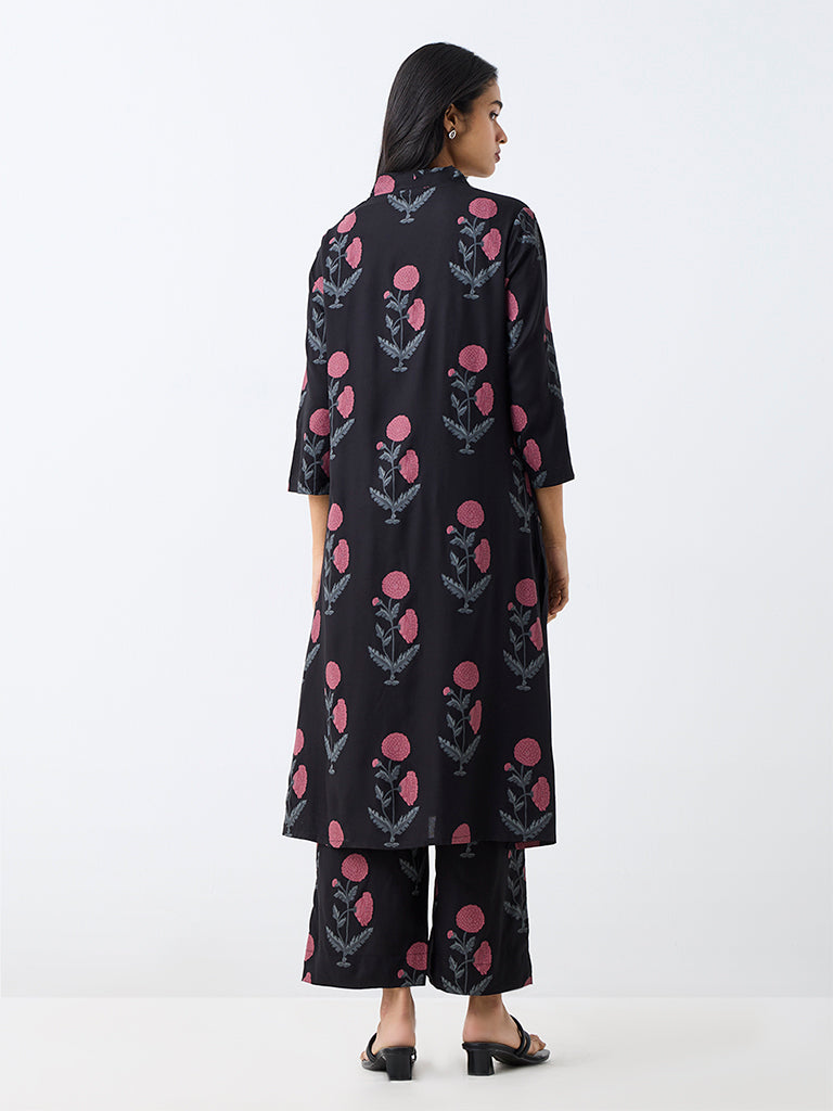 Utsa Black Foliage Pattern Cotton-Blend A-Line Kurta