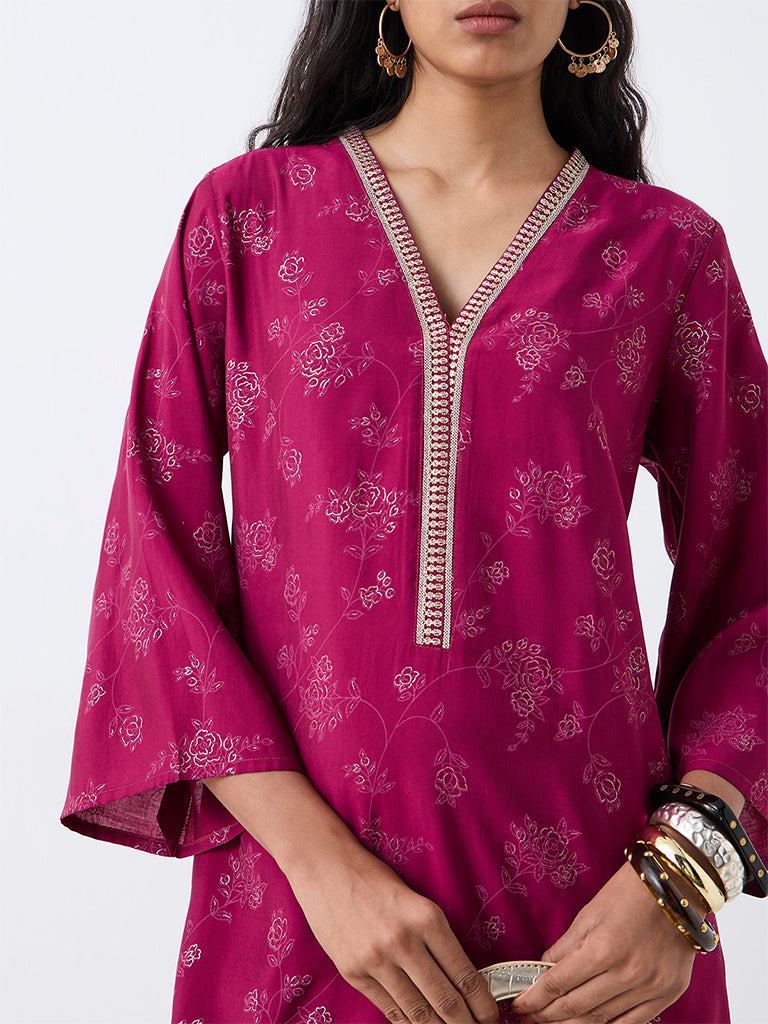 Utsa Magenta Floral Printed Kurti