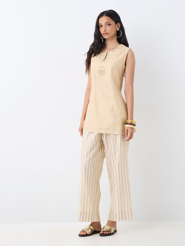 Utsa Gold Checkered Cotton Kurti