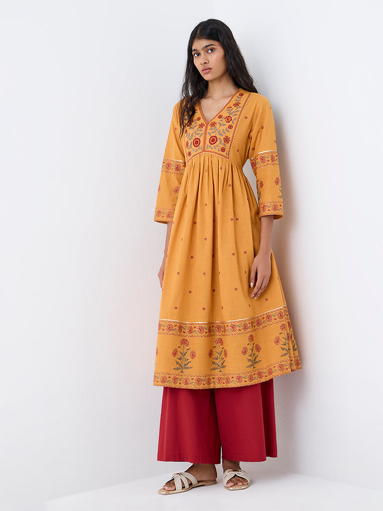 Utsa Red Solid Cotton-Blend Palazzos