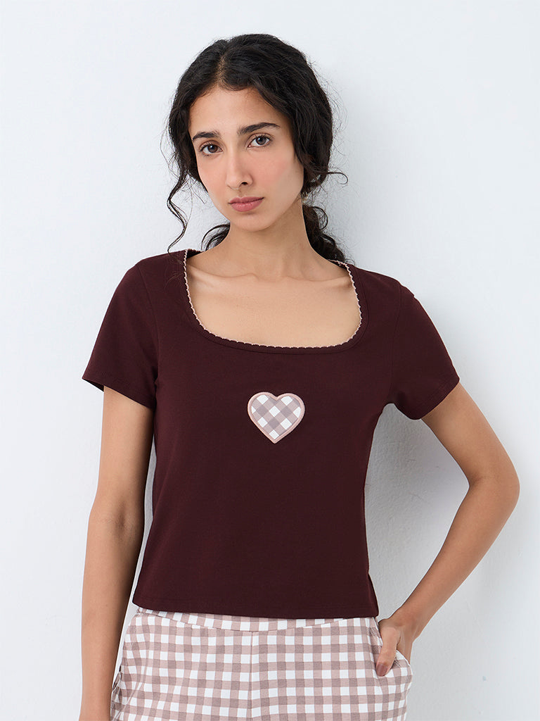Superstar Dark Brown Heart Embroidered T-Shirt