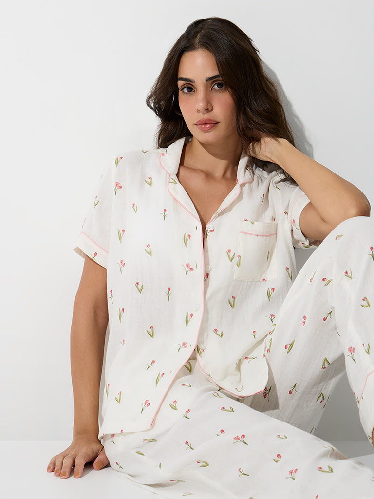 Wunderlove White Floral Pattern Shirt and Pyjamas Set