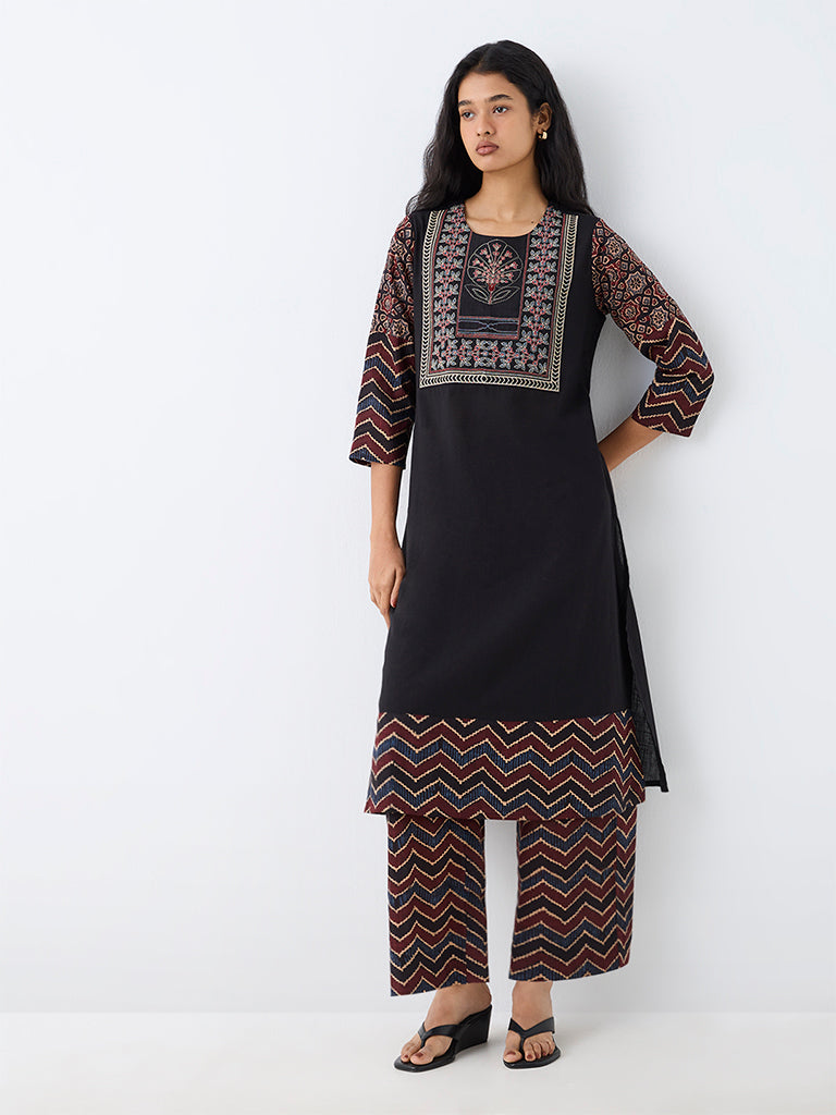Utsa Multicolour Chevron Printed Cotton Pants