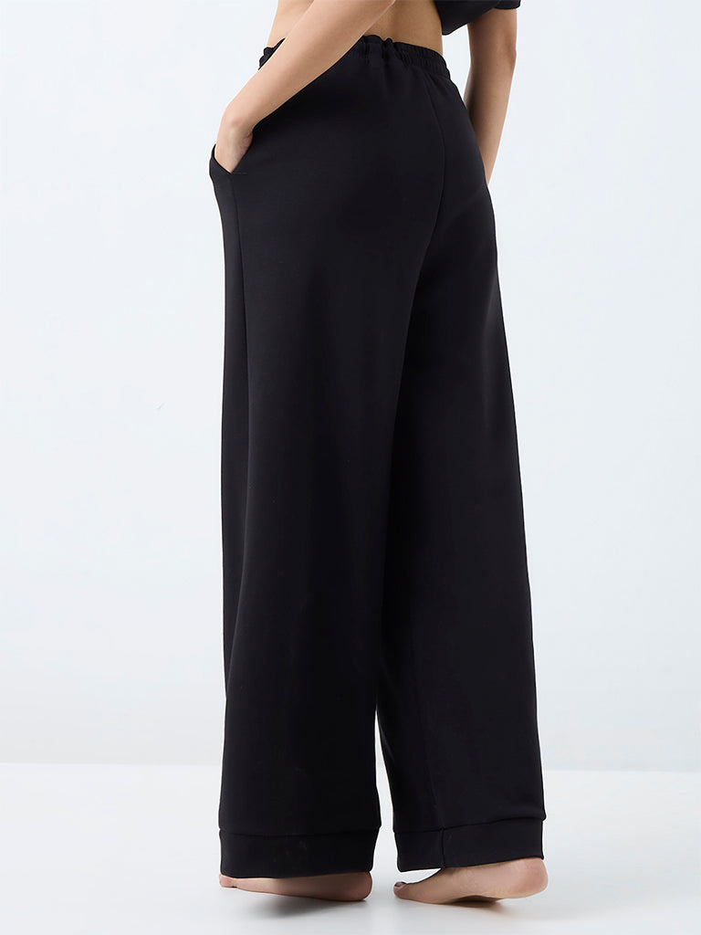 Wunderlove Black Solid High-Rise Pants