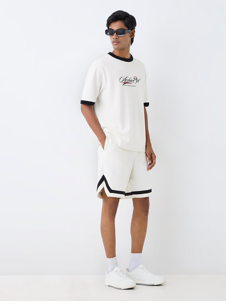 Nuoflexx White Contrast-Detail Relaxed-Fit Mid-Rise Shorts