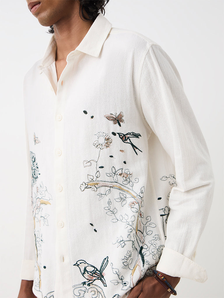 ETA White Nature-Inspired Relaxed-Fit Cotton Shirt