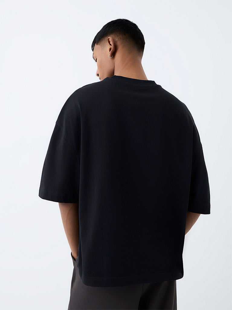Nuon Black Solid Relaxed-Fit T-Shirt