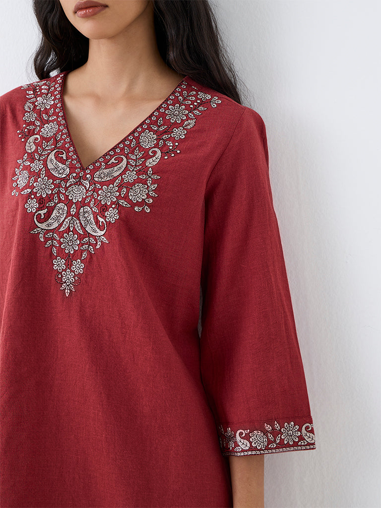 Utsa Red Floral Embroidered Cotton Kurti