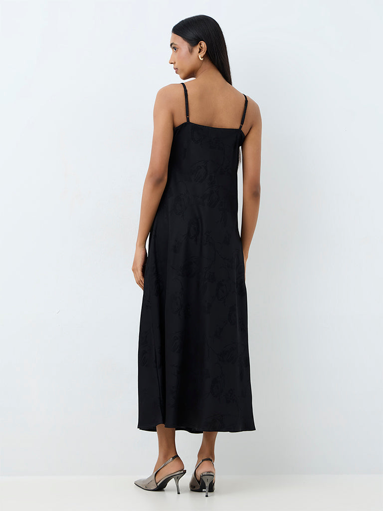 Wardrobe Black Floral Pattern Midi Dress