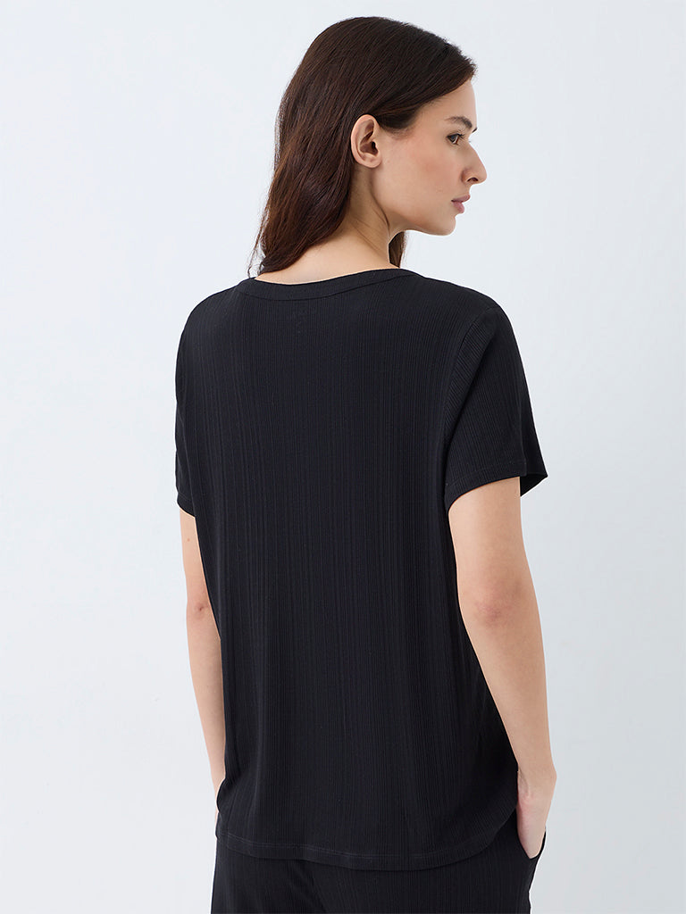 Wunderlove Black Ribbed-Textured T-Shirt