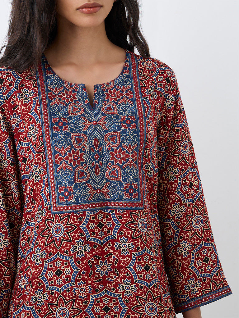 Utsa Red Floral Printed A-Line Kurta