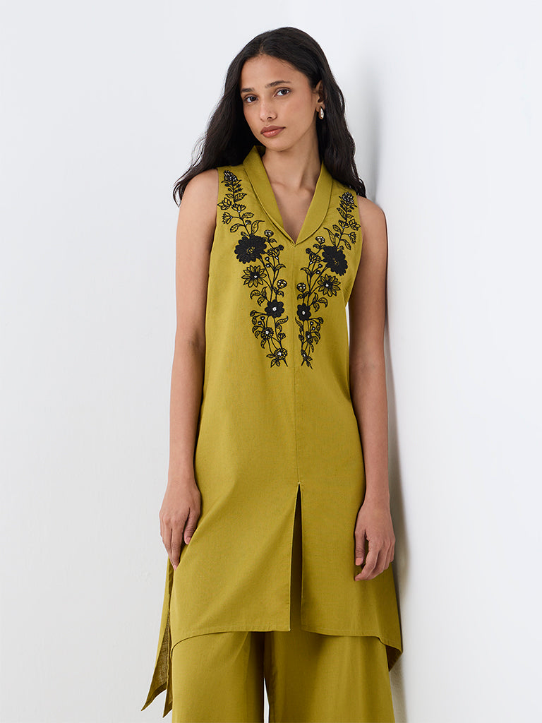 Utsa Lime Floral Embroidered Cotton-Blend High-Low Kurta